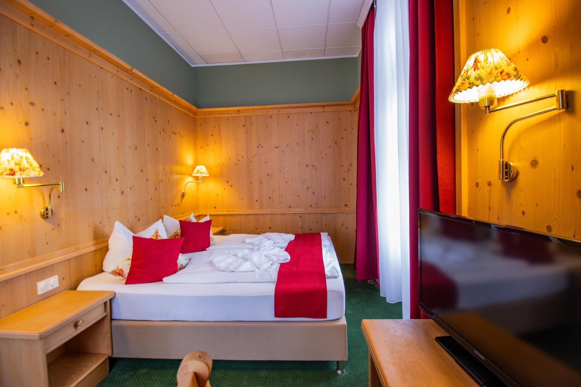 Hotel Schloss Nebra Exterior photo