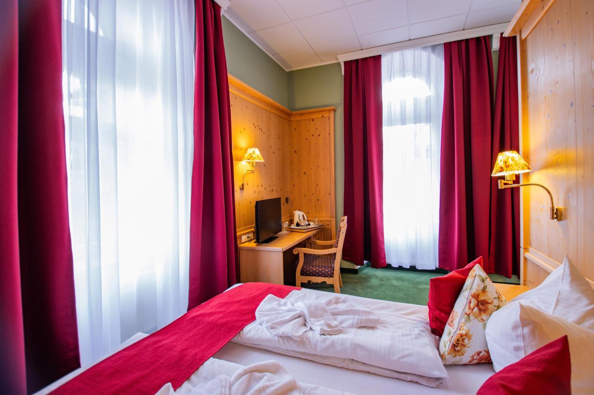 Hotel Schloss Nebra Exterior photo